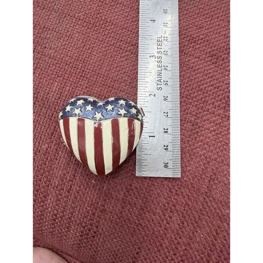 Things Remembered Heart Shaped Trinket Jewerly Box American Flag 4th of July‎